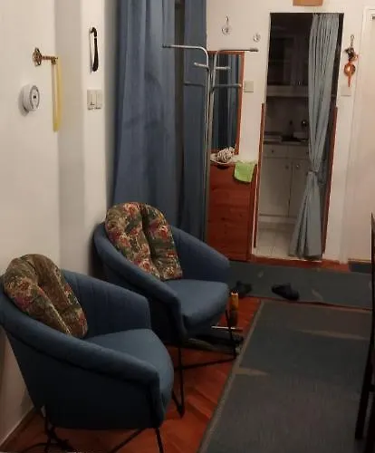 Rum i privatbostad Adikati Lak