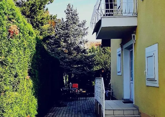 Rum i privatbostad Adikati Lak Bük